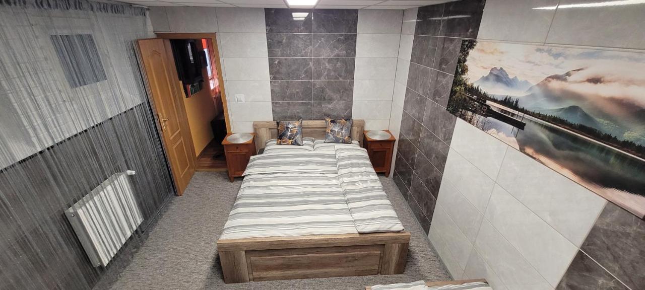 Stylowy Apartament Na Ptasiej Gorze Еленя-Гура Экстерьер фото