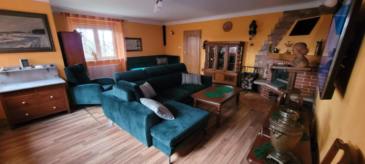 Stylowy Apartament Na Ptasiej Gorze Еленя-Гура Экстерьер фото