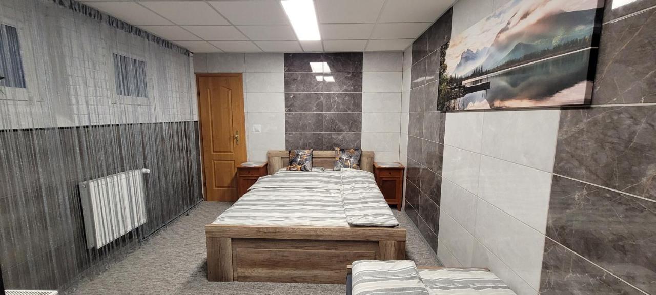 Stylowy Apartament Na Ptasiej Gorze Еленя-Гура Экстерьер фото