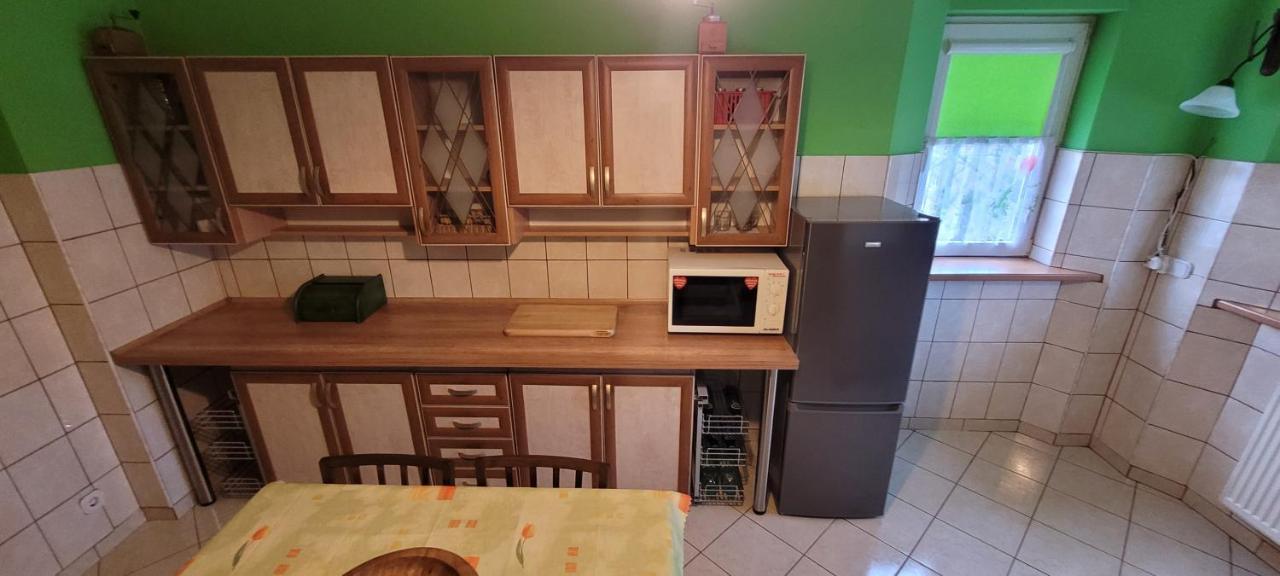 Stylowy Apartament Na Ptasiej Gorze Еленя-Гура Экстерьер фото